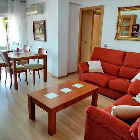 Apartamento Deluxe El Camino อัลกาลาเดเอนาเรส ภายนอก รูปภาพ