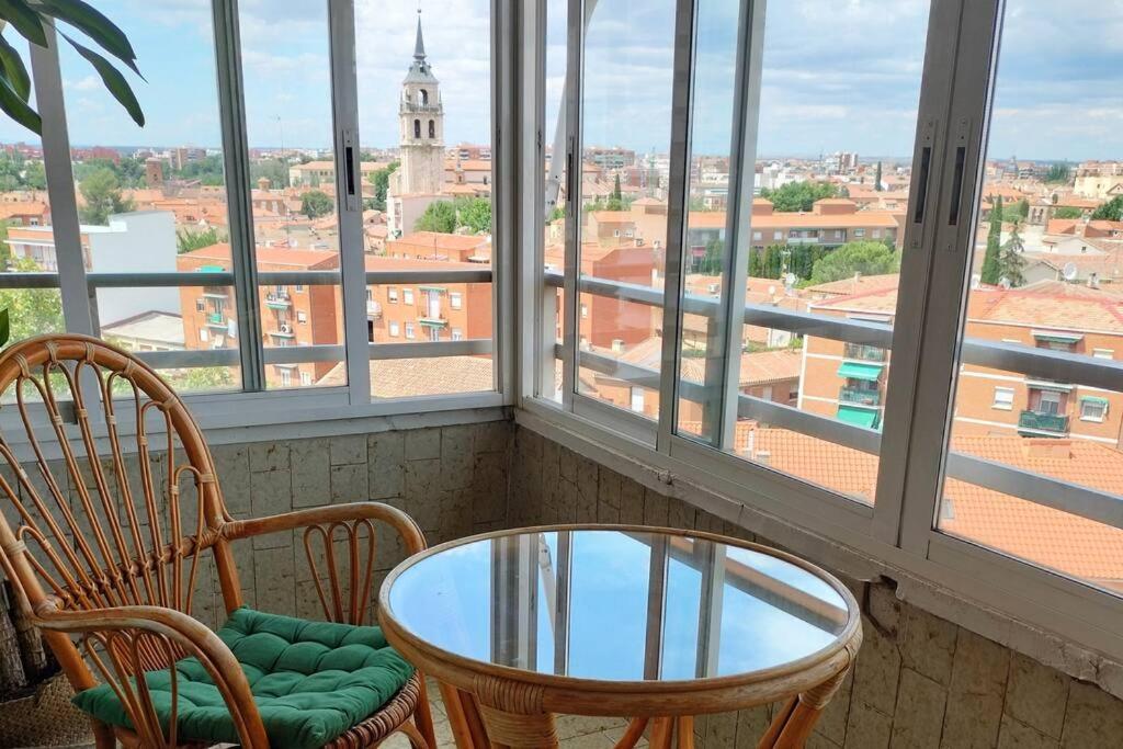 Apartamento Deluxe El Camino อัลกาลาเดเอนาเรส ภายนอก รูปภาพ