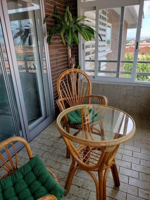 Apartamento Deluxe El Camino อัลกาลาเดเอนาเรส ภายนอก รูปภาพ
