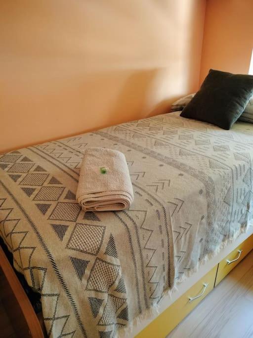 Apartamento Deluxe El Camino อัลกาลาเดเอนาเรส ภายนอก รูปภาพ